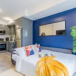 Niagara Luxe Suite, 4Min To Falls With Fireplace, Ping Pong