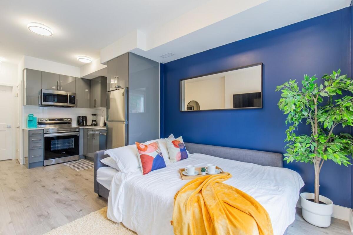 Luxe Suite, 4min To Falls With Fireplace, Ping Pong