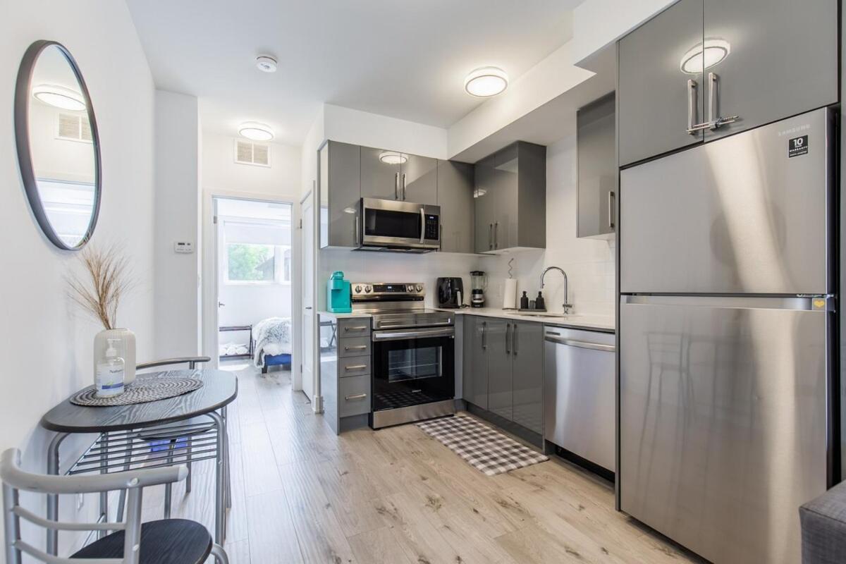 Apartment Luxe Suite, 4min To Falls With Fireplace, Ping Pong Niagara Falls