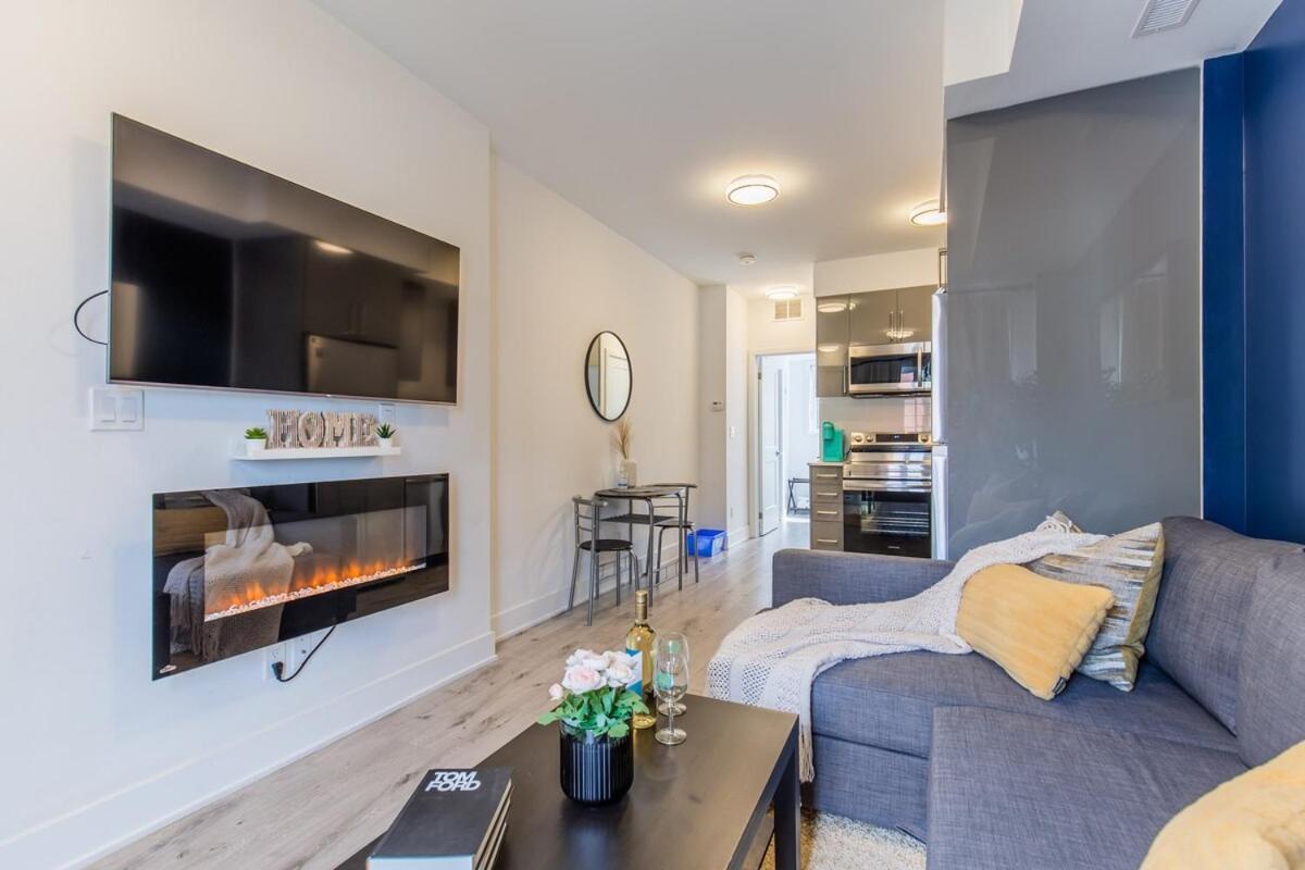 Luxe Suite, 4min To Falls With Fireplace, Ping Pong Niagara Falls