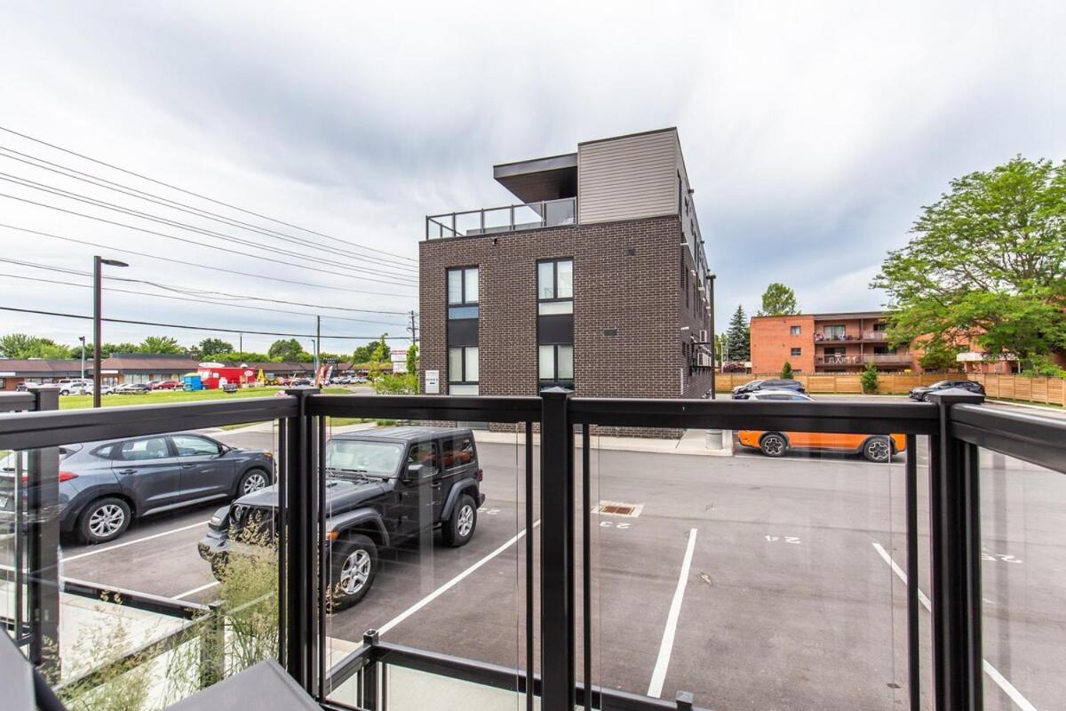 Luxe Suite, 4min To Falls With Fireplace, Ping Pong * Niagara Falls